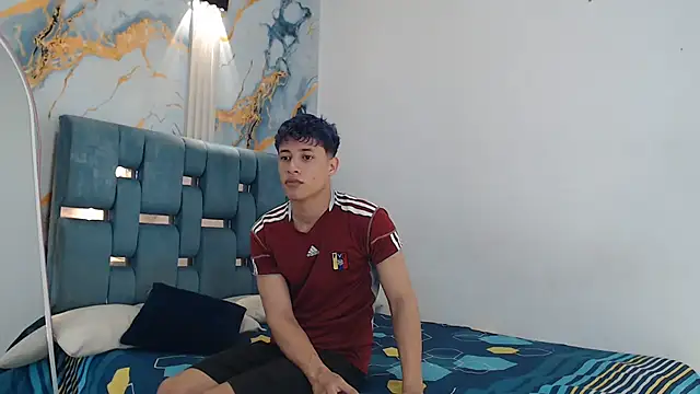 YOUNG GUYS1 online show from 02/08/26, 03:37