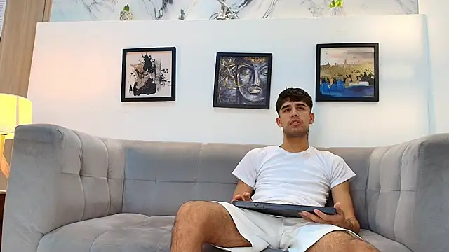 YOUNG GUYS1 online show from 05/10/26, 07:24