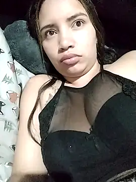 liliymike19 online show from 02/17/26, 03:36