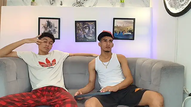 HORNY PRETTY online show from 04/17/26, 07:17