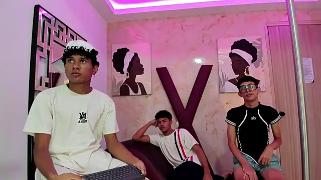 Snapshot of SWEET_RABBIT1 chatting on 01/14/26, 08:14 SWEET RABBIT1 online show from 01/14/26, 08:14