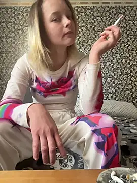 Barbika19 online show from 04/05/26, 08:00