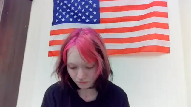 Shine Luna online show from 02/26/26, 10:42