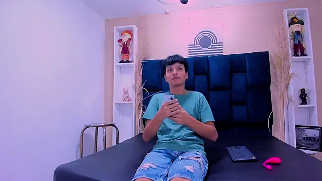 Joseph Gonzalez online show from 03/02/26, 03:20