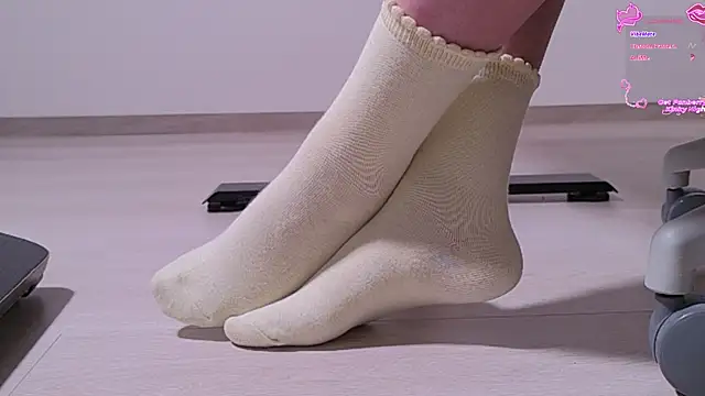 Feetbeth online show from 05/19/26, 01:56