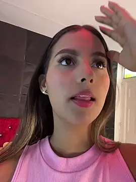 Valeria-escobar online show from 03/06/26, 02:02