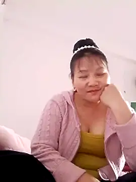 Snapshot of Cako-naka chatting on 02/04/26, 07:03 Cako-naka online show from 02/04/26, 07:03