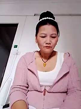 Snapshot of Cako-naka chatting on 02/19/26, 02:07 Cako-naka online show from 02/19/26, 02:07