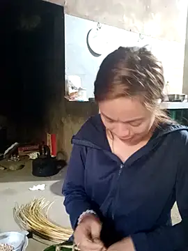 little-effy online show from 03/02/26, 08:10