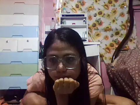 Snapshot of SexyApril chatting on 12/21/25, 03:13 SexyApril online show from 12/21/25, 03:13