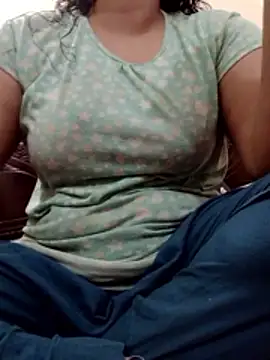 nosrat014 online show from 02/10/26, 01:48