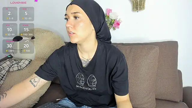 Darele  online show from 12/19/25, 01:40