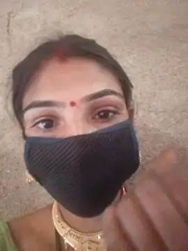 Laxmi9090 online show from 12/18/25, 09:26