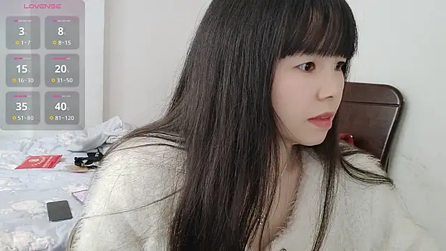 summerxiaojiejie online show from 12/23/25, 01:03