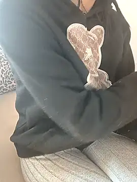 tenifer online show from 12/19/25, 09:49