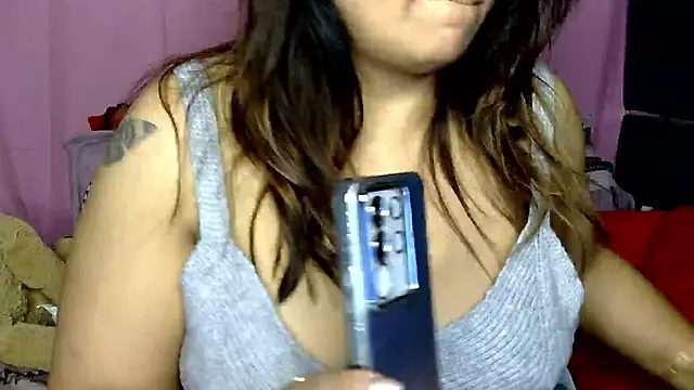 butterflyslay online show from 01/14/26, 04:18