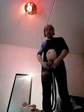 Olivassl22 online show from 04/16/26, 07:25