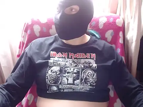 Snapshot of 666maskgirl chatting on 02/26/26, 05:12 666maskgirl online show from 02/26/26, 05:12