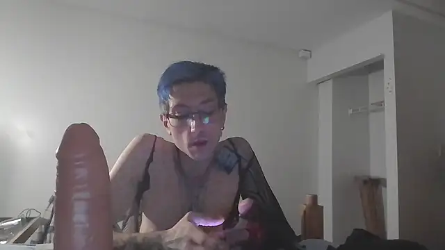 AskAveryAnything online show from 12/16/25, 10:53