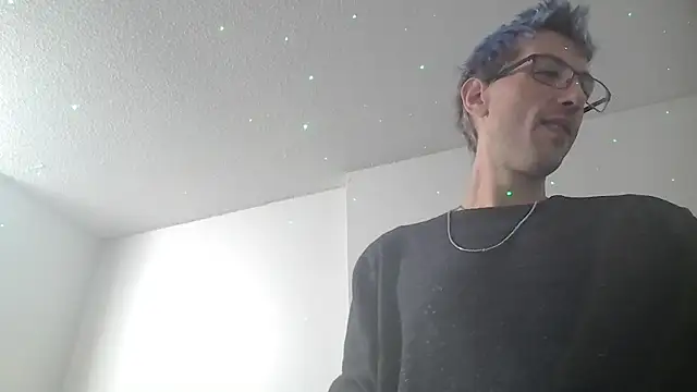 AskAveryAnything online show from 12/22/25, 12:18