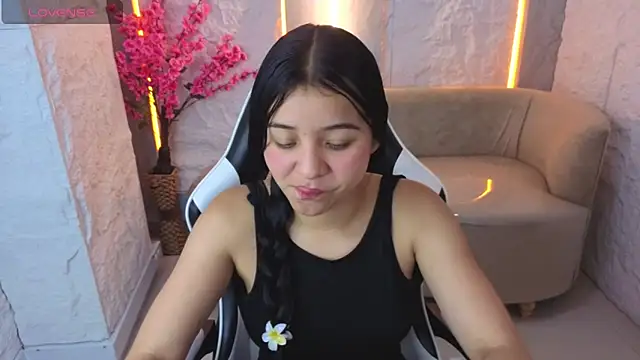 Sofi Adams Tx online show from 12/19/25, 12:56