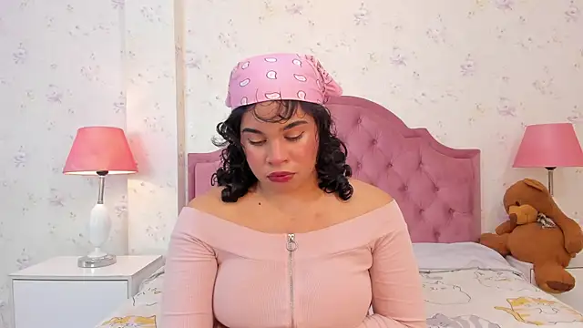 SusanaCreed online show from 12/19/25, 11:28