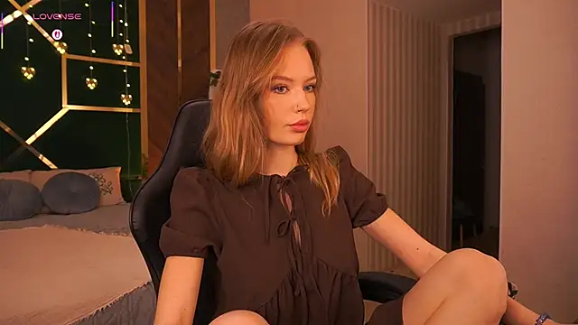 MollyyMayy online show from 02/23/26, 03:20