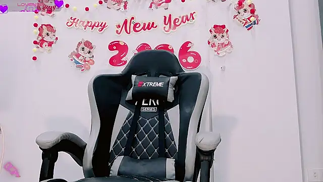 mia eeeee online show from 02/27/26, 01:55