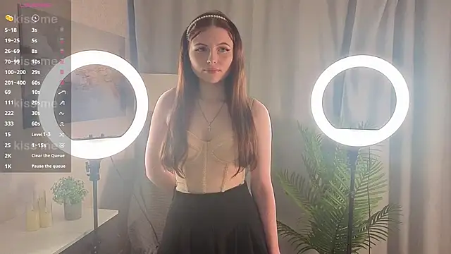 GinnyGowey online show from 12/21/25, 04:14