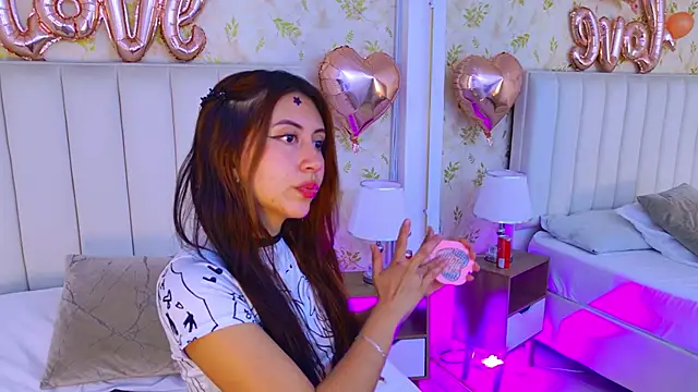 Celeste Clarke online show from 02/13/26, 07:54