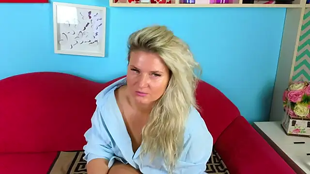 Annie Joya online show from 12/16/25, 05:34