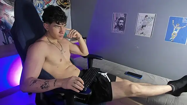 Criss Adams online show from 01/18/26, 01:53