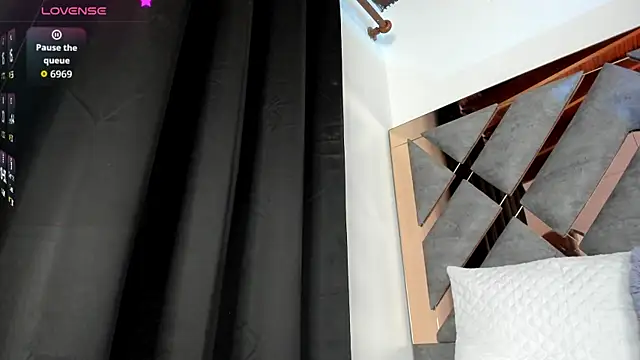 Cheerry Lee  online show from 01/07/26, 11:23