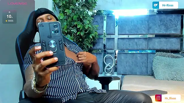 Snapshot of jay_jhonson01 chatting on 02/13/26, 04:30 jay jhonson01 online show from 02/13/26, 04:30