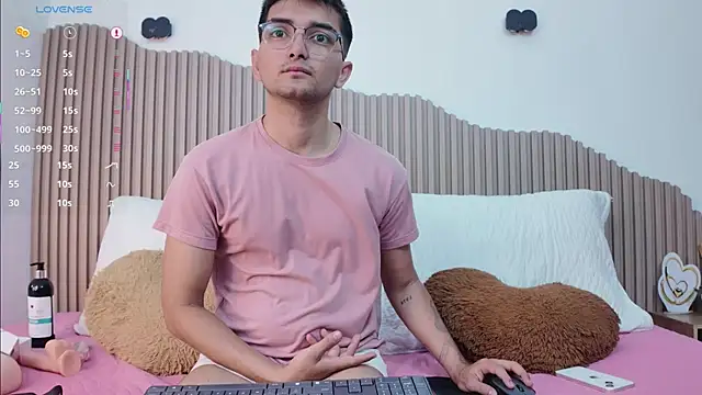 Archie 77 online show from 02/20/26, 03:25