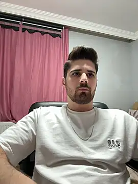 berke3424 online show from 02/10/26, 11:31