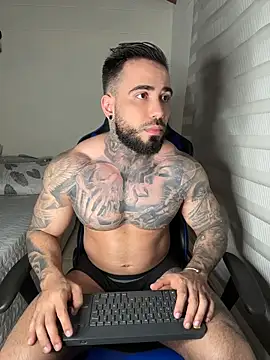 Snapshot of josemanufit chatting on 05/05/26, 05:37 josemanufit online show from 05/05/26, 05:37