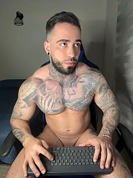 Snapshot of josemanufit chatting on 05/14/26, 05:25 josemanufit online show from 05/14/26, 05:25