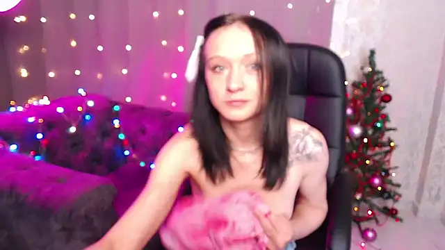 Monaa monna online show from 12/20/25, 06:09