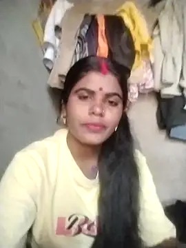 Sexy Rajkumari123 online show from 03/08/26, 04:38