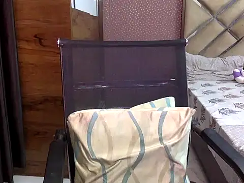 snehaa89 online show from 12/23/25, 05:05