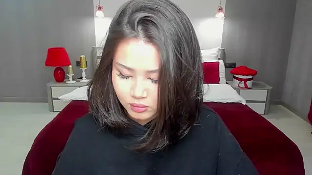 Brunette Charm online show from 03/22/26, 06:00