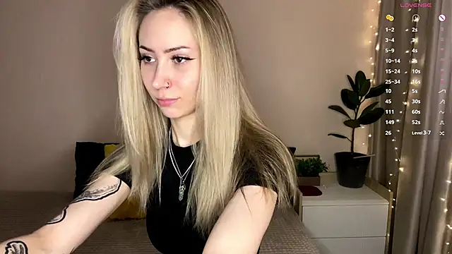 sun under skyy online show from 02/18/26, 02:07