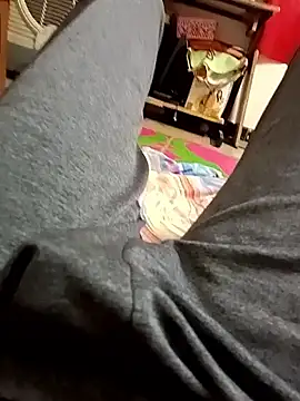 Snapshot of loki-king-143 chatting on 02/12/26, 05:24 loki-king-143 online show from 02/12/26, 05:24