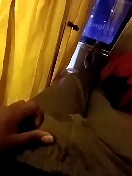 Snapshot of loki-king-143 chatting on 02/14/26, 06:04 loki-king-143 online show from 02/14/26, 06:04