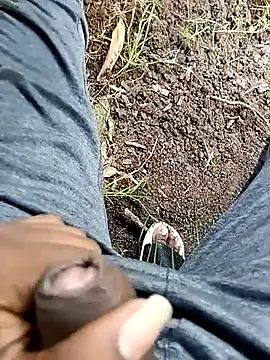 Snapshot of loki-king-143 chatting on 02/18/26, 02:29 loki-king-143 online show from 02/18/26, 02:29