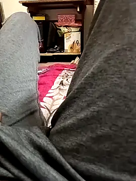 loki-king-143 online show from 04/01/26, 01:52