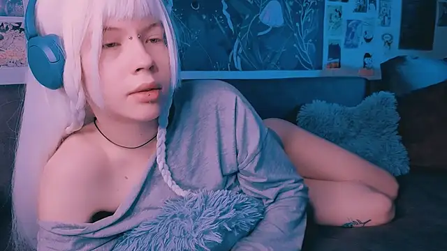 PeacchyPawss online show from 04/09/26, 03:06