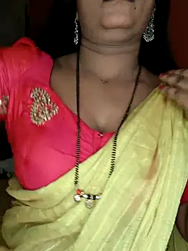 Snapshot of Rachu_love chatting on 05/15/26, 10:33 Rachu love online show from 05/15/26, 10:33