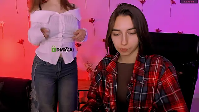 mila firee online show from 03/06/26, 10:01